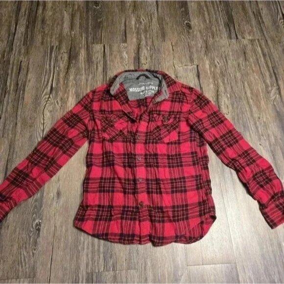 Mossimo Red and Black Plaid shirt - Picture 1 of 3